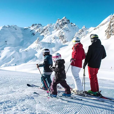 Confortable 2 Pieces, Skis Aux Pieds, Proche Commerces - Fr-1-182a-33 쿠쉐벨